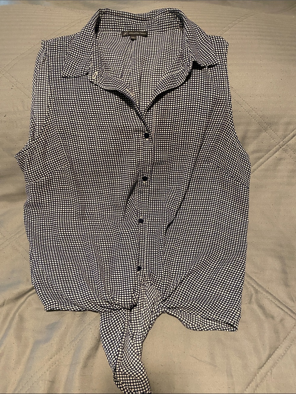 Adrianna Papell Navy Blue and White Checked Button-Front Tie Hem Shirt Size L